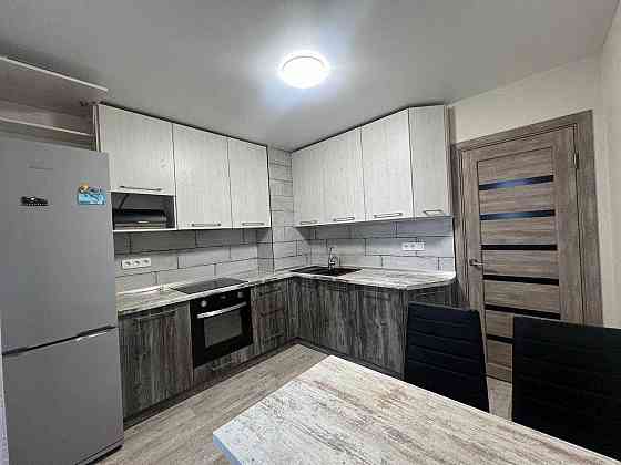 2 кімнатна квартира проспект Миру новобудова Chernihiv