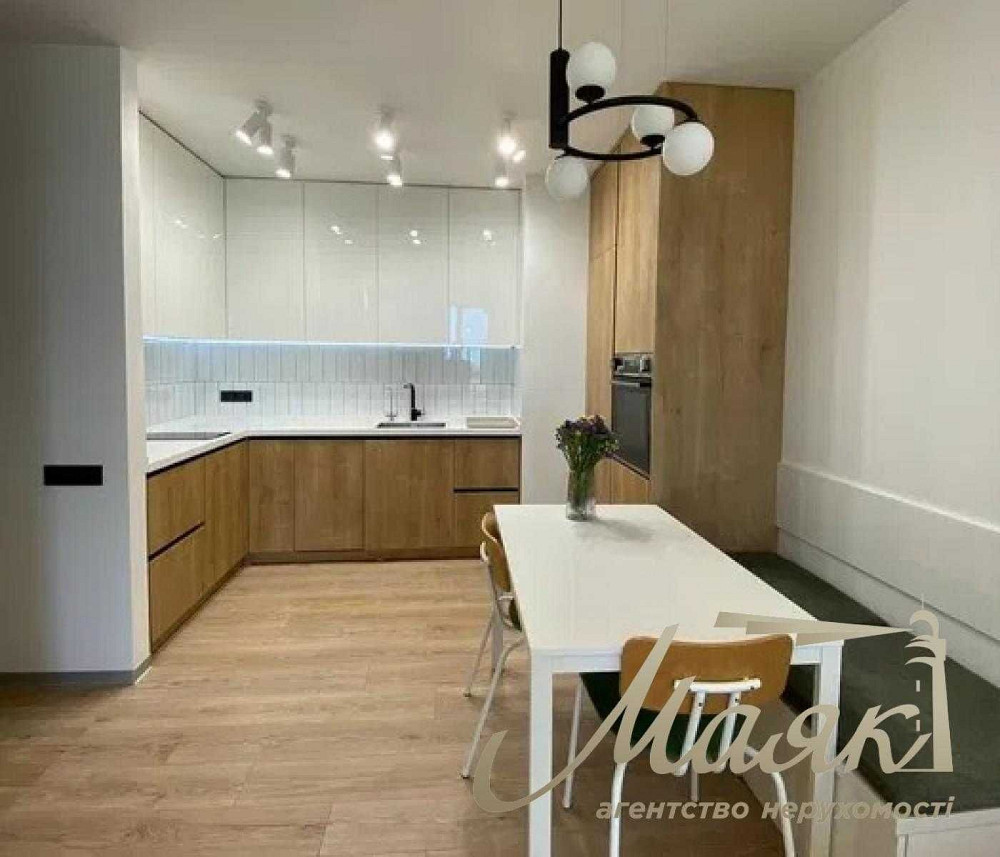 Продаж 1-к квартири з ремонтом  в ЖК Файна Таун, Нивки Kyiv - photo 1