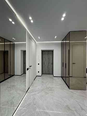 Півторакімнатна квартира  49 м.кв., на березі Міського Озера Krykhivtsi