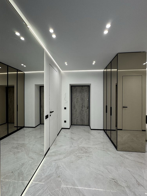 Півторакімнатна квартира  49 м.кв., на березі Міського Озера Krykhivtsi - photo 6