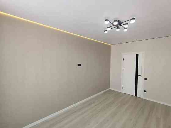 Трикімнатна з ремонтом та балконом в сучасному жк по вул. Коновальця! Іvano-Frankivsk