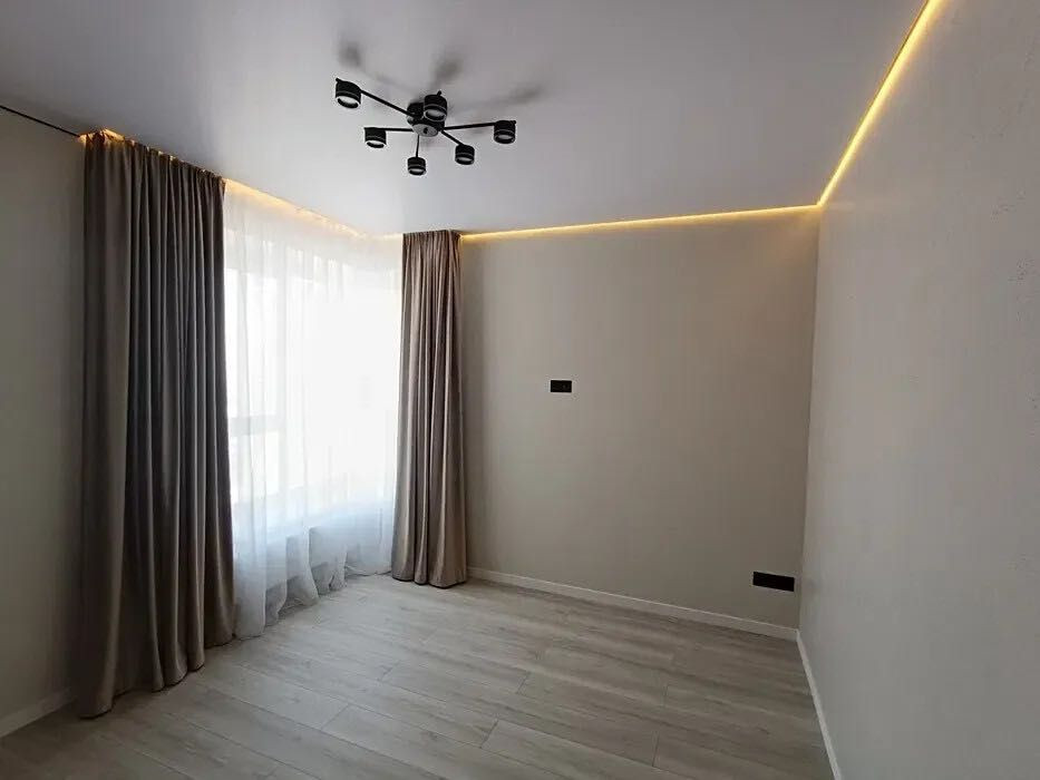 Трикімнатна з ремонтом та балконом в сучасному жк по вул. Коновальця! Іvano-Frankivsk - photo 8