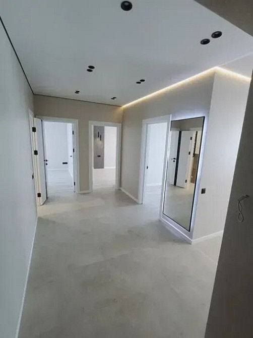 Трикімнатна з ремонтом та балконом в сучасному жк по вул. Коновальця! Іvano-Frankivsk - photo 4