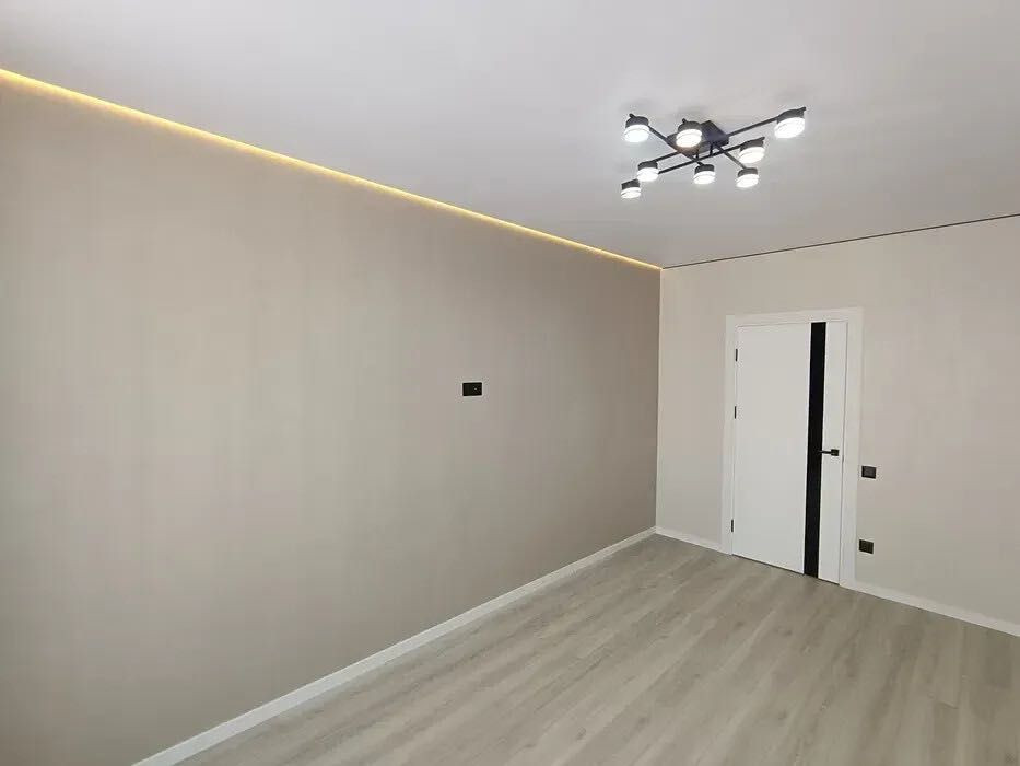 Трикімнатна з ремонтом та балконом в сучасному жк по вул. Коновальця! Іvano-Frankivsk - photo 2