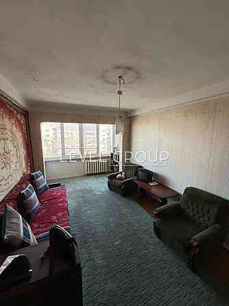 Продаж 3-к 5 хв від метро Печерська ЦЕНТР вул.Є.Коновальця (Щорса),35 Kyiv