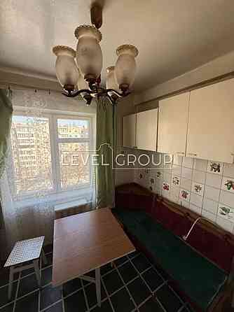 Продаж 3-к 5 хв від метро Печерська ЦЕНТР вул.Є.Коновальця (Щорса),35 Kyiv