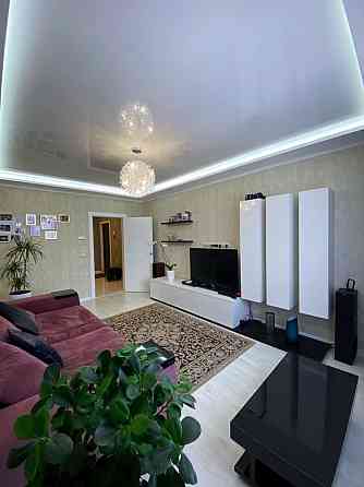 ПРОДАМ Простору 3х кімнатну квартиру з дизайнерским ремонтом! Kyiv