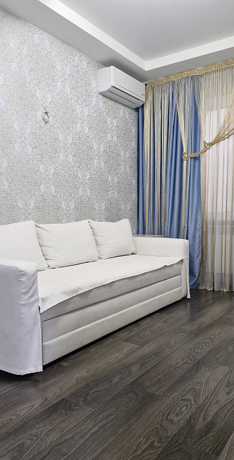 Світла та затишна 3-к квартира 75 м² Срібнокільська 14 Kyiv - photo 6