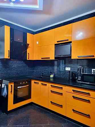 Простора та світла 60 м² вул. Ревуцького 9. Kyiv