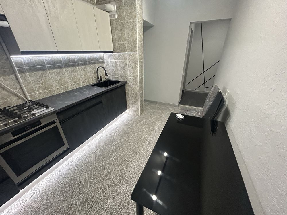 Продаж 3 кімн квартири, вул Євгена Коновальця Rivne - photo 2