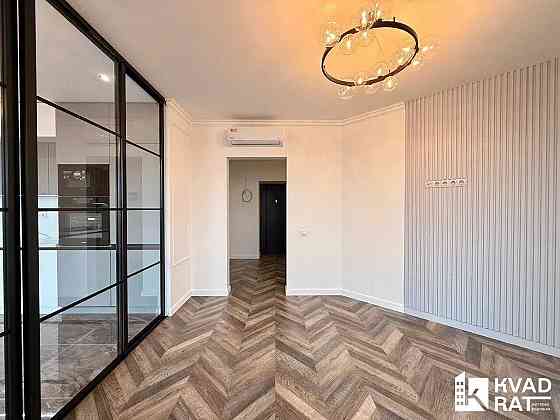 Продаж двох кімнтатної квартири у центрі із кухнею вітальнею Ремонт Іvano-Frankivsk