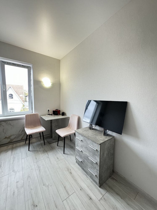 1к з новим ремонтом та усіма меблями! БЕЗ % біля озера Буча - зображення 2