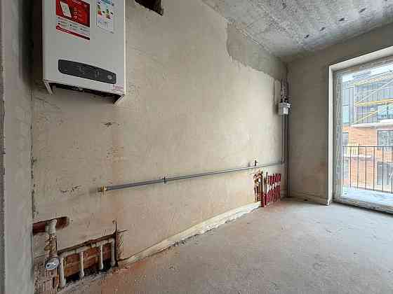 Здана 3-кім з балконом та терасою в жк Долішній з чорновими роботами Крихівці