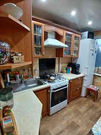 Продам 3-х кімнатну квартиру Кривой Рог