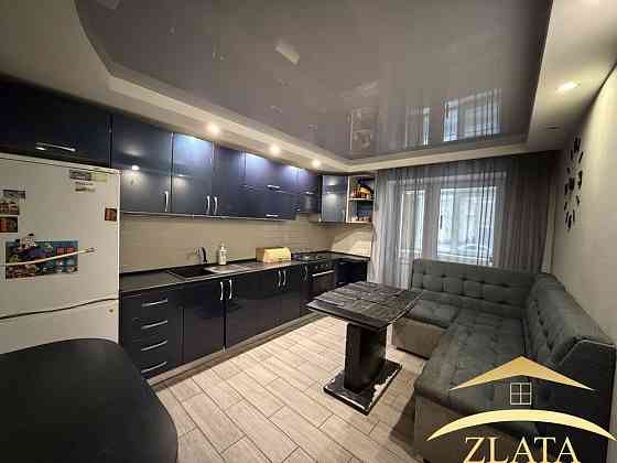 Продаж 3-к квартири по вул. Військбуд Zaporizhzhia