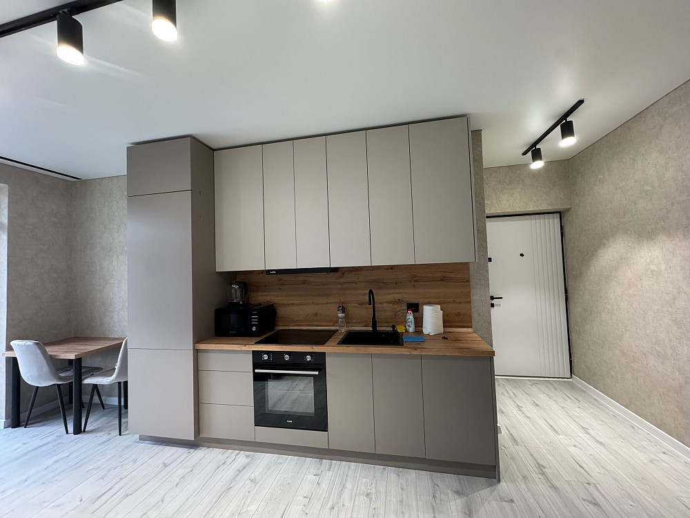 Продаж 1,5 к. квартири в центрі Ужгорода/проживають орендарі Ужгород - зображення 2