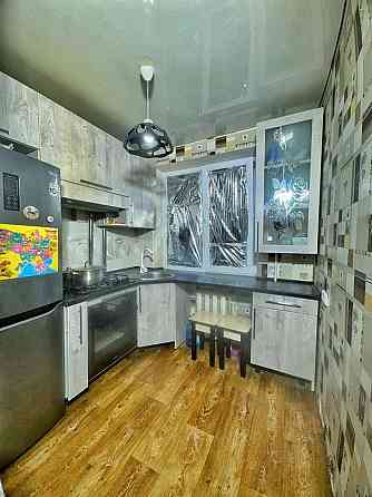 Продам квартиру 2к., 3-й ЭТАЖ, 17 квартал Кривой Рог