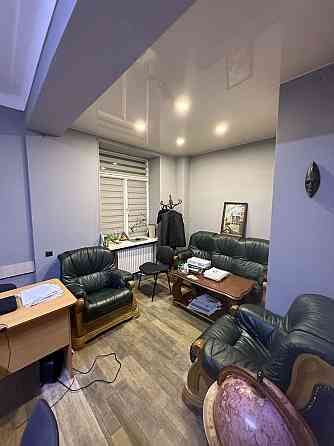 Продам 2х.ком .квартиру 1/4 проспект Свободы д.46 центер! Кам`янське (Запорізька обл.)