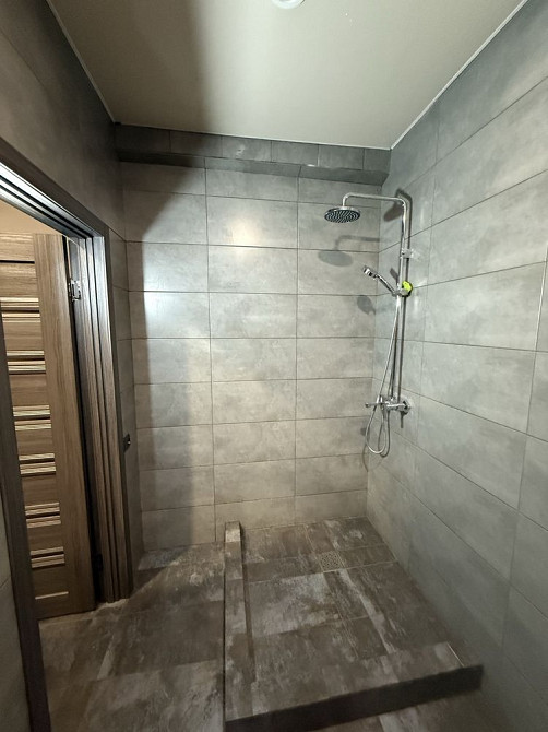 Продам 2х.ком .квартиру 1/4 проспект Свободы д.46 центер! Кам`янське (Запорізька обл.) - зображення 7