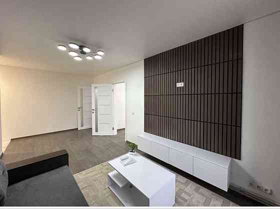 Продаж 3 кім. 4 мкрн. Лівий берег Кам`янське (Запорізька обл.)