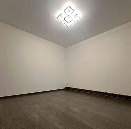 Продаж 3 кім. 4 мкрн. Лівий берег Кам`янське (Запорізька обл.)