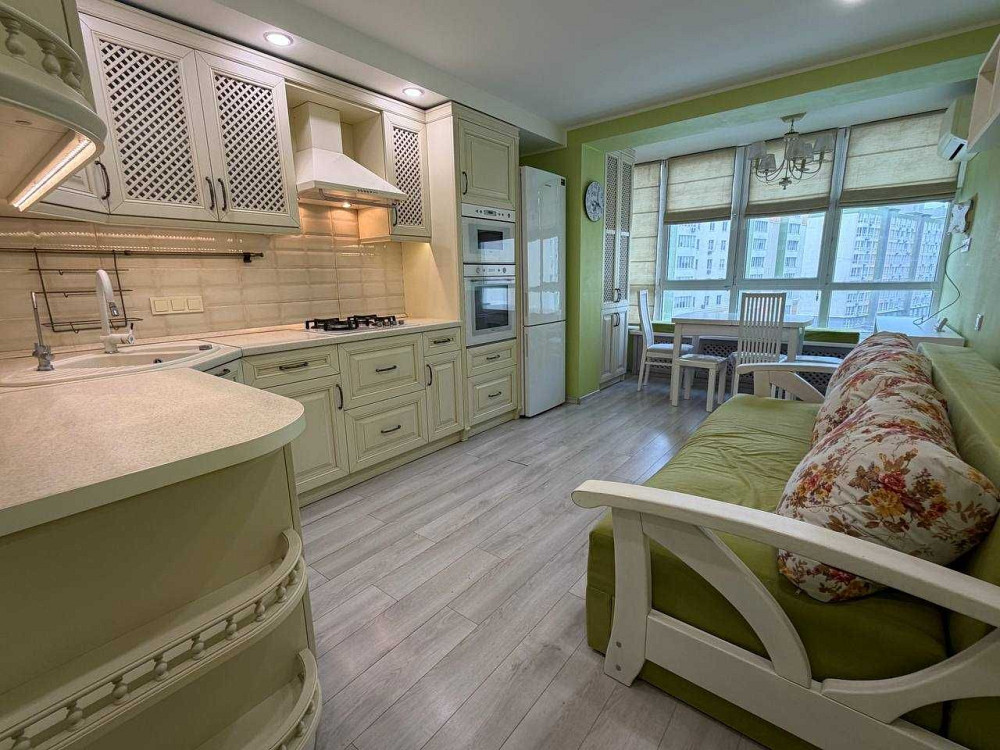 Продаж однокімнатної просторої квартири 47 м. з ремонтом.ЖК Евромісто Крюковщина - изображение 2