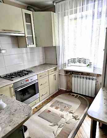 Продаж двокімнатної  квартири в цегляному будинку вул.Пасічна Львов