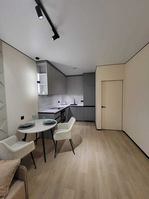 1к квартира з ремонтом 43м2 в Жк "Варшавський 2"/"Варшавский" м.Нивки Киев - изображение 2