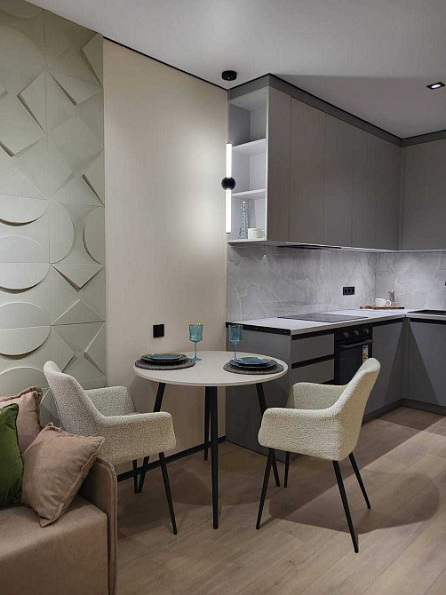 1к квартира з ремонтом 43м2 в Жк "Варшавський 2"/"Варшавский" м.Нивки Киев - изображение 1