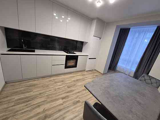 ВЛАСНИК! проспект Героїв Небесної Сотні 14/2 Sofiivska Borshchahivka