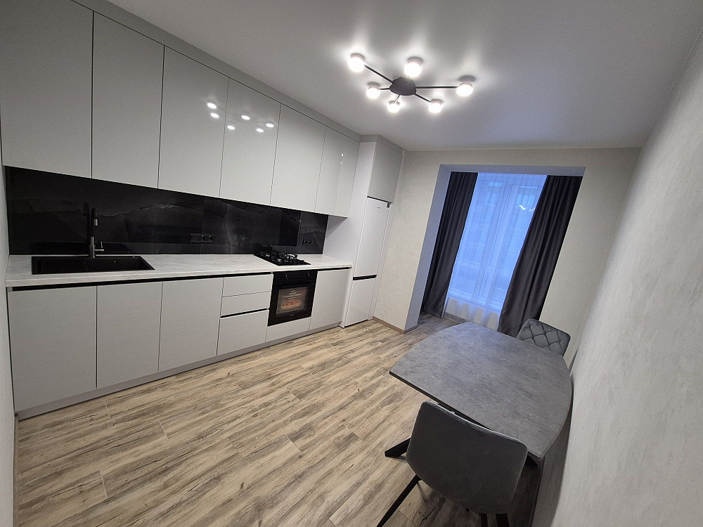 ВЛАСНИК! проспект Героїв Небесної Сотні 14/2 Sofiivska Borshchahivka - photo 1