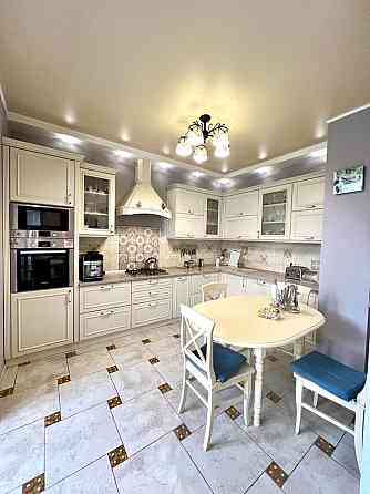 3 комнатная квартира в жк Академгородок Odesa