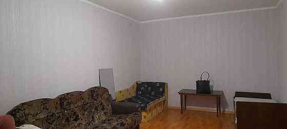 Сдам 1 комнатную квартиру проспект Металургов возле центра(95 квартал) Кривой Рог