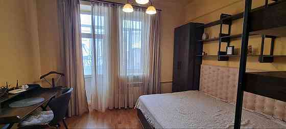 Оренда однокімнатної квартири по вул. Квітнева 1 (Ближній Центр) Львов