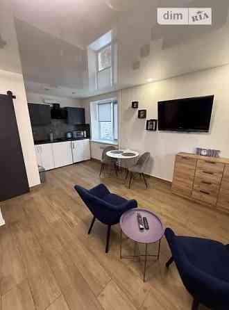 Продаж 1к квартири 35 кв. м на вул. Пасічна Львов