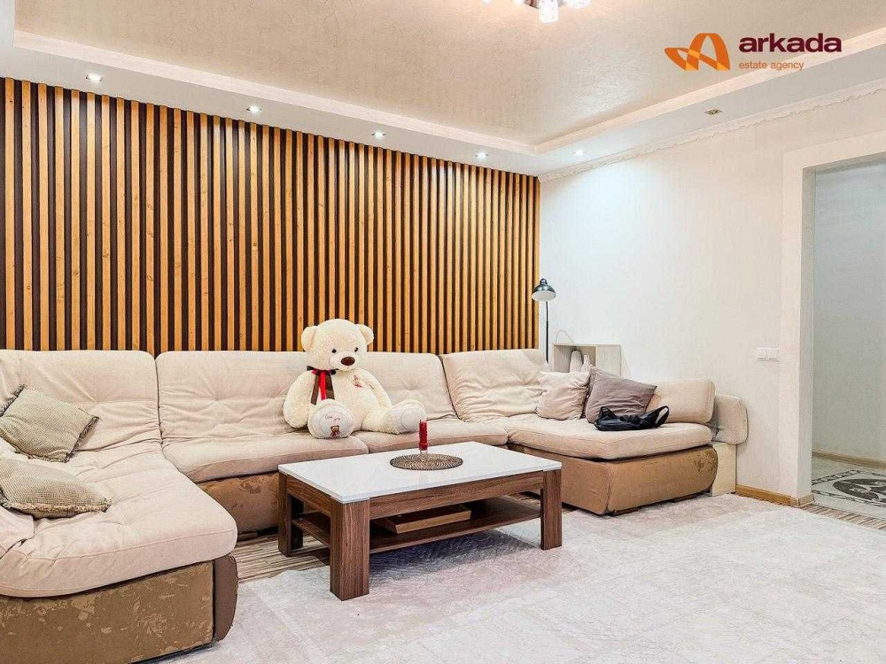 4 кім. квартира з ремонтом та меблями | Програми | Постанови | єОселя Івано-Франківськ - зображення 1