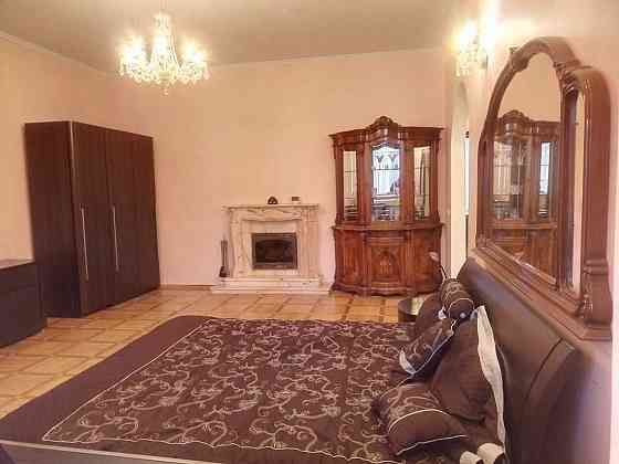 3-х кім. 119 м. Центр Царський будинок приваблива ціна без % Киев