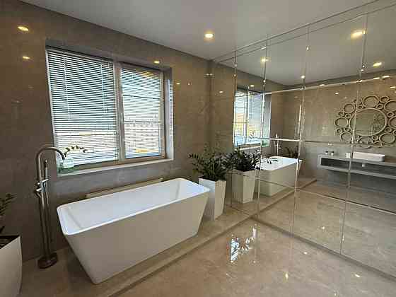 Шикарная квартира с новым ремонтом укомплектована Odesa