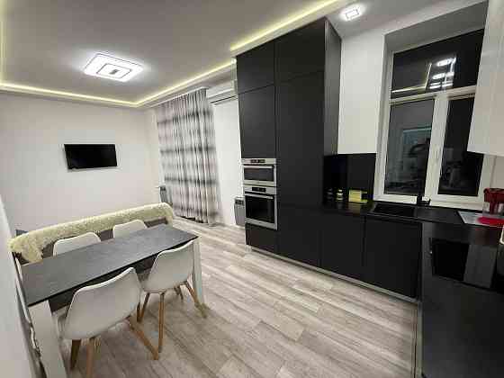 Сдается Метро Университет,  2-х комнатная ЕВРО  квартира, Пирогова 10Г Kyiv