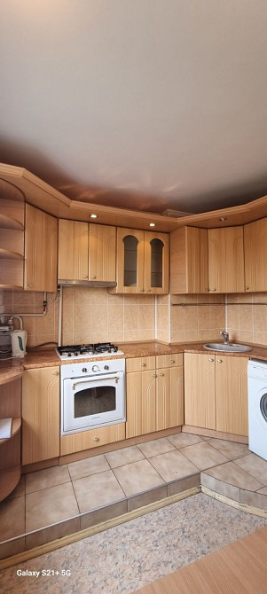 Оренда квартири на Шуменському .  Ліфт працює . Взимку тепла . Херсон - зображення 2