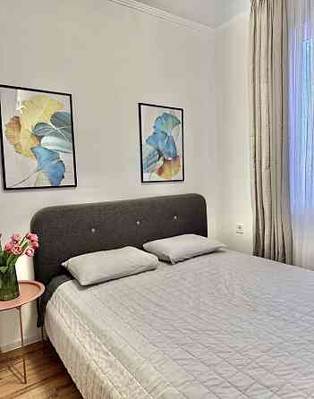 СДАМ Квартиру 2 спальни и Кухня  Студия НОвый Дом Все есть Одесса