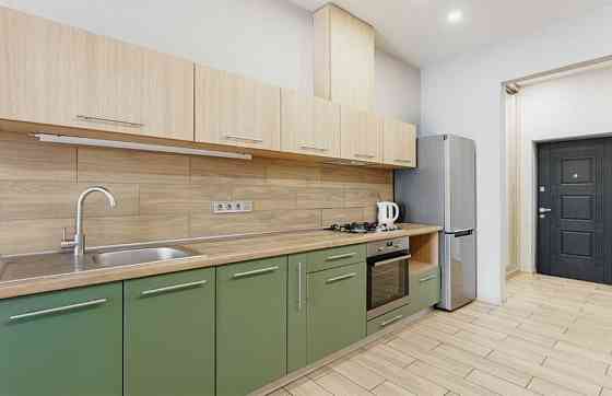 СДАМ Квартиру 2 спальни и Кухня  Студия НОвый Дом Все есть Одесса