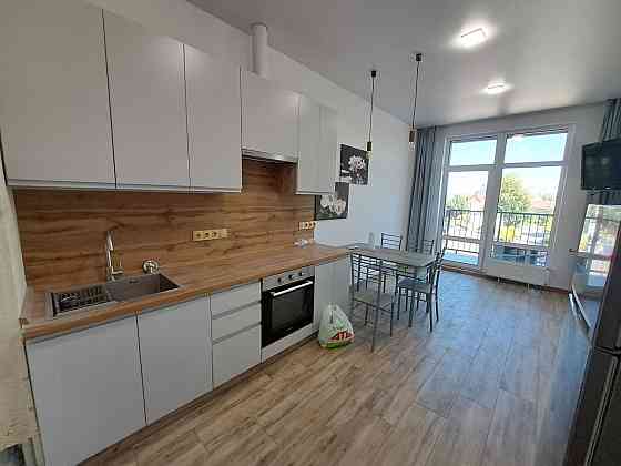 Пространство на Донского. Однокомнатная с гардеробной и балконом. Одесса