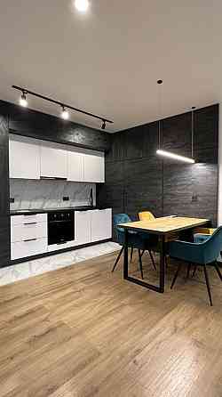 Оренда прострої квартири з дизайнерським ремонтом в ЖК Парус City Львов