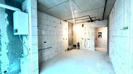 Продаж 2к квартири в жк бізнес класу біля озера з часковим ремонтом Івано-Франківськ