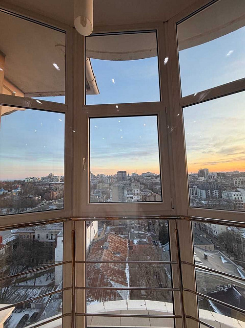 4 кімн квартира, вид на море з ремонтом у Сабанському пров. 250.000 $ Одеса - зображення 1