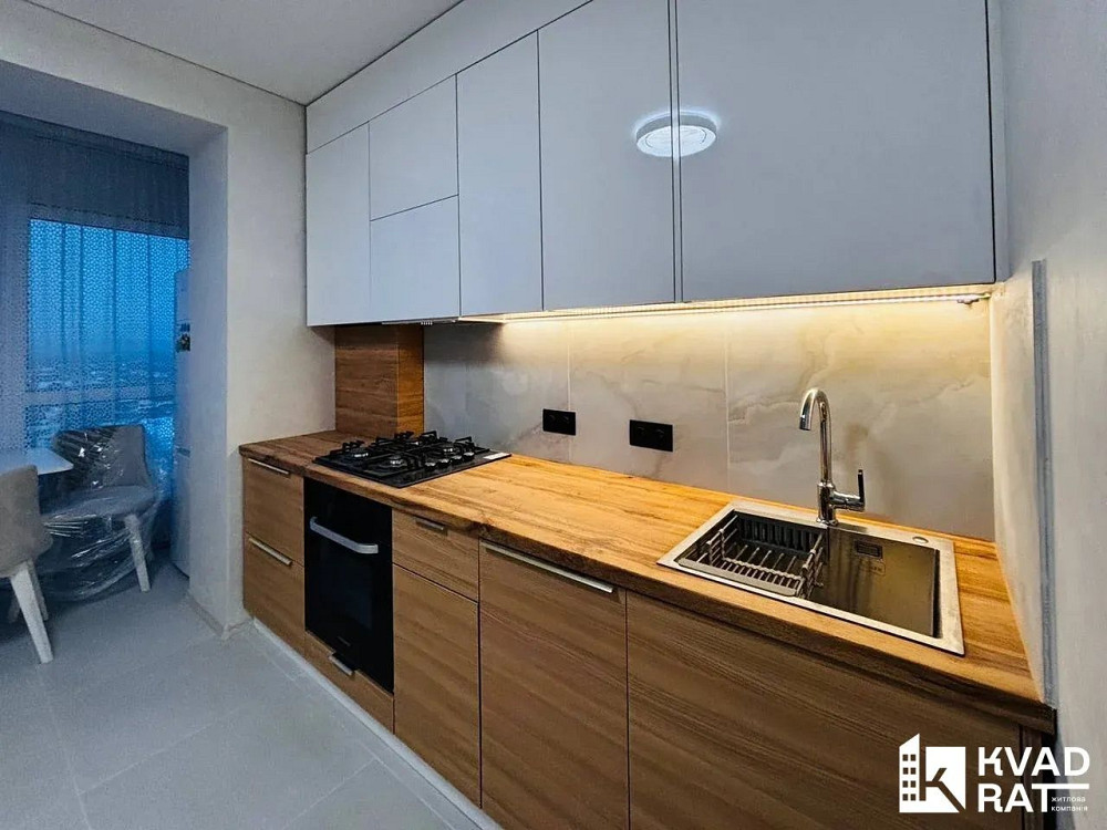 Вигідна квартира з ремонтом та технікою в центрі міста! Івано-Франківськ - зображення 1