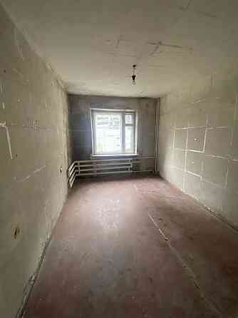 2х комн квартира на Победе 4 Мак 2этаж Днепр