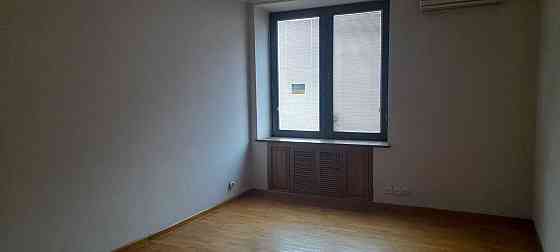 Сдам 5 к. квартиру площадь Владимира Великого(Артема) Kryvyi Rih