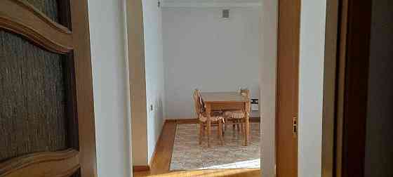 Сдам 5 к. квартиру площадь Владимира Великого(Артема) Kryvyi Rih